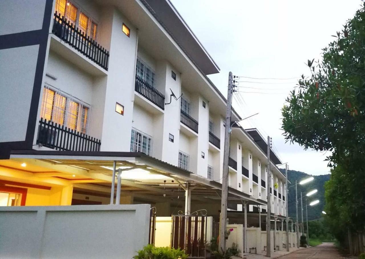 Na Phurua Hostel Esterno foto